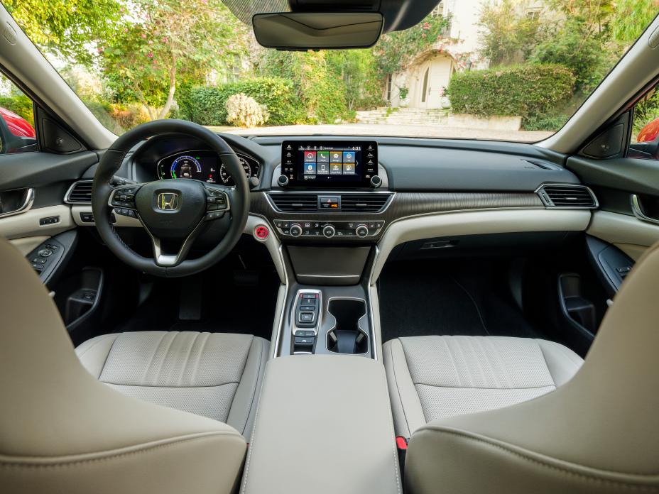2021 Honda Accord interior.jpg