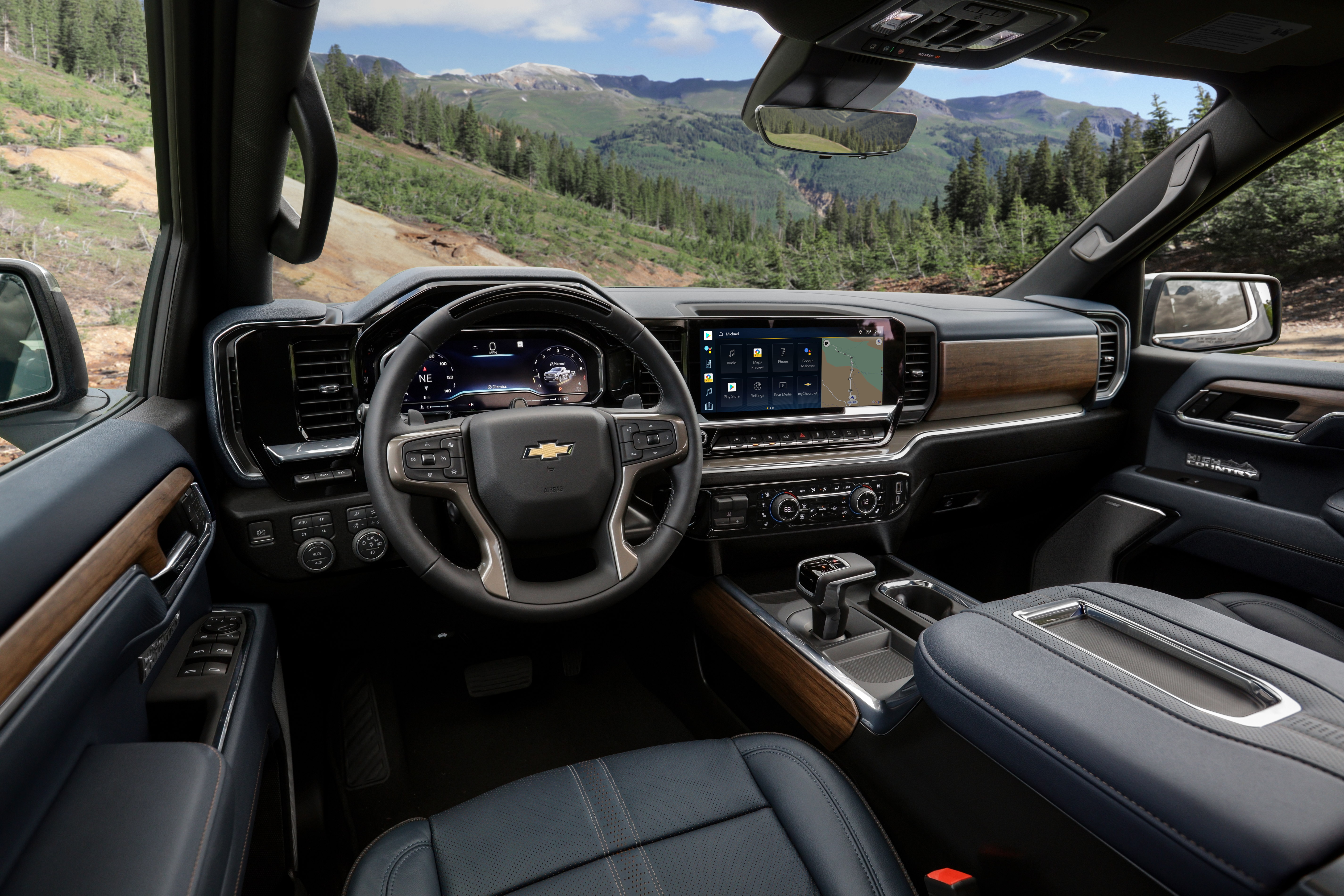 2022-Chevrolet-Silverado-HighCountry-interior.jpg