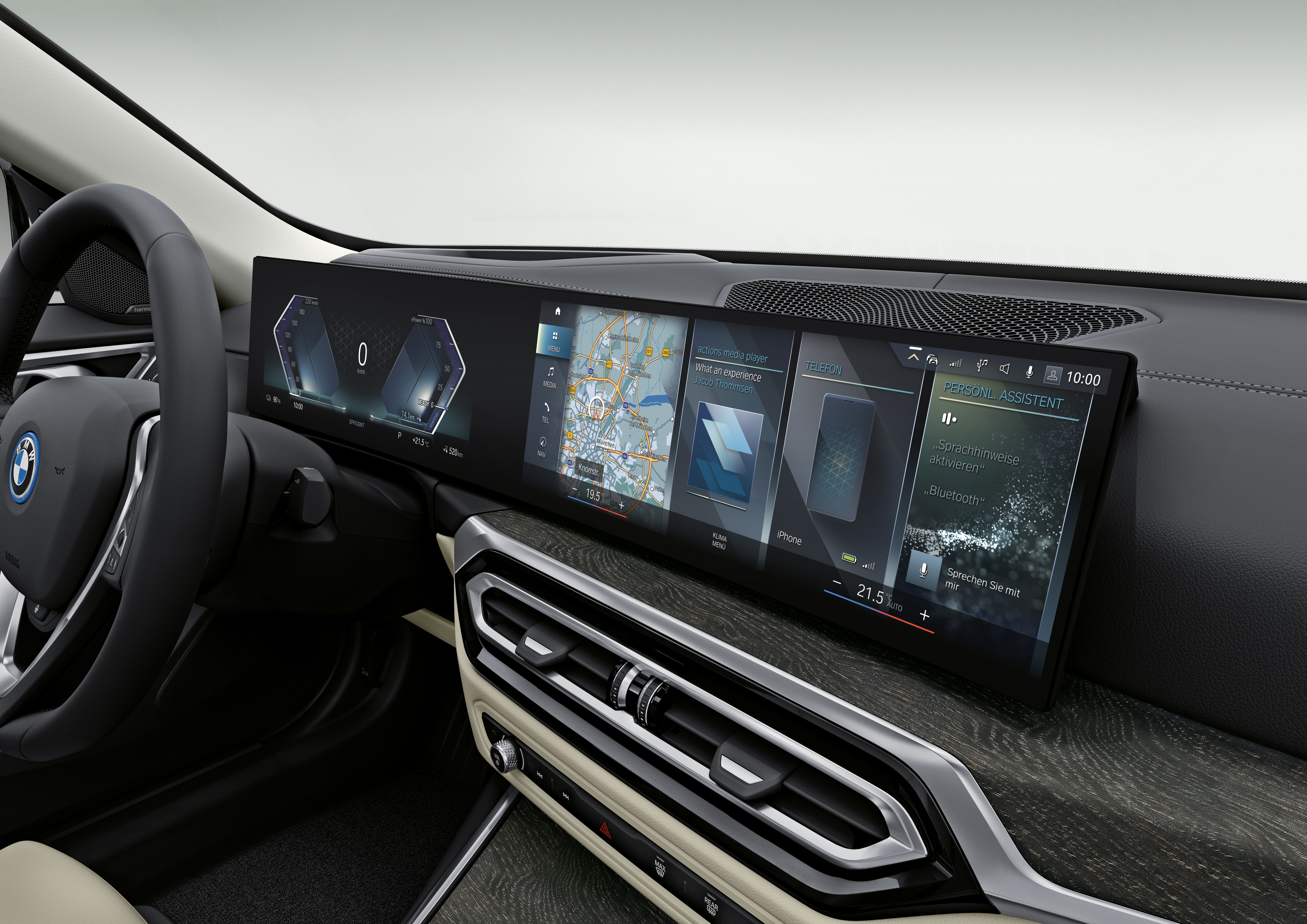 BMW i4 M50i display.jpg
