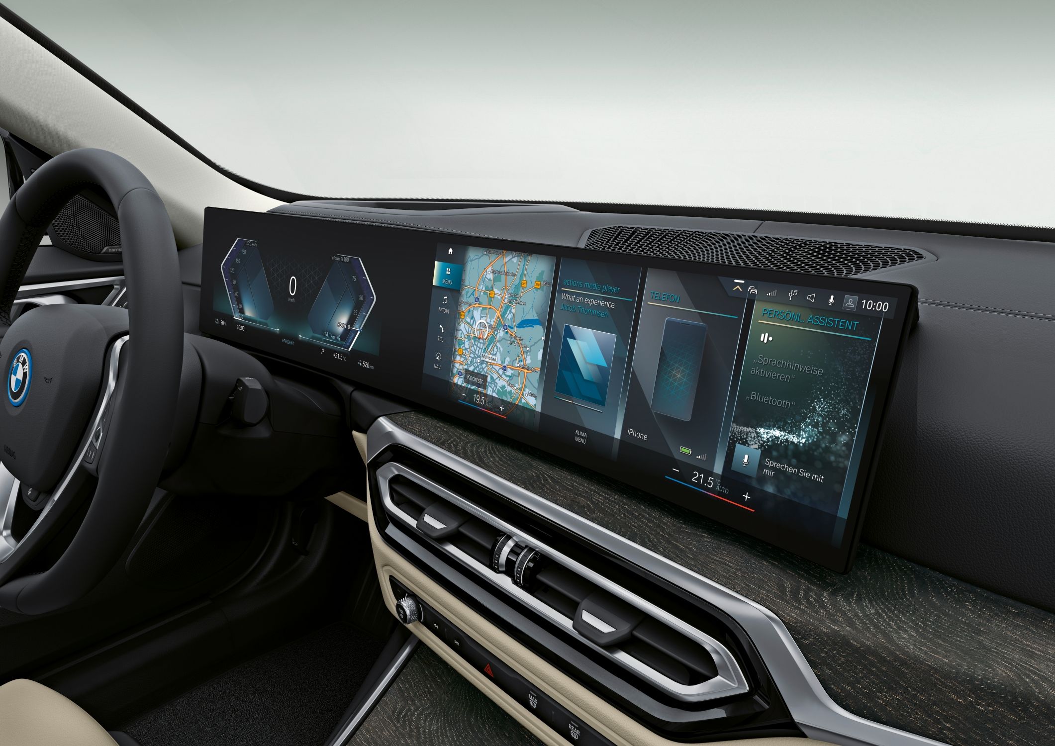 BMW i4 eDrive40  screen.jpg
