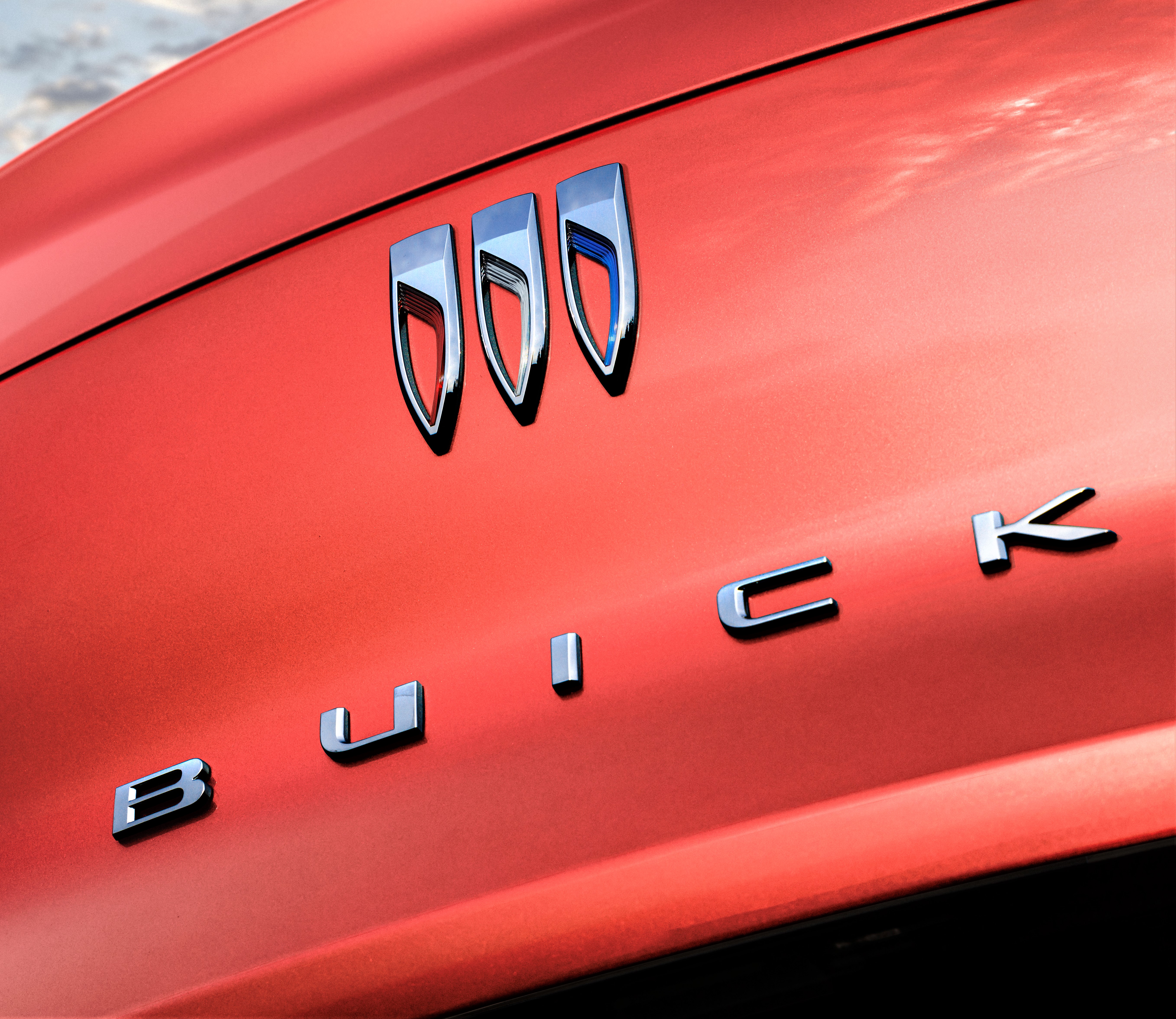 Buick Envista badge.jpg