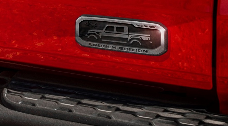 Jeep Launch Edition badge.jpg