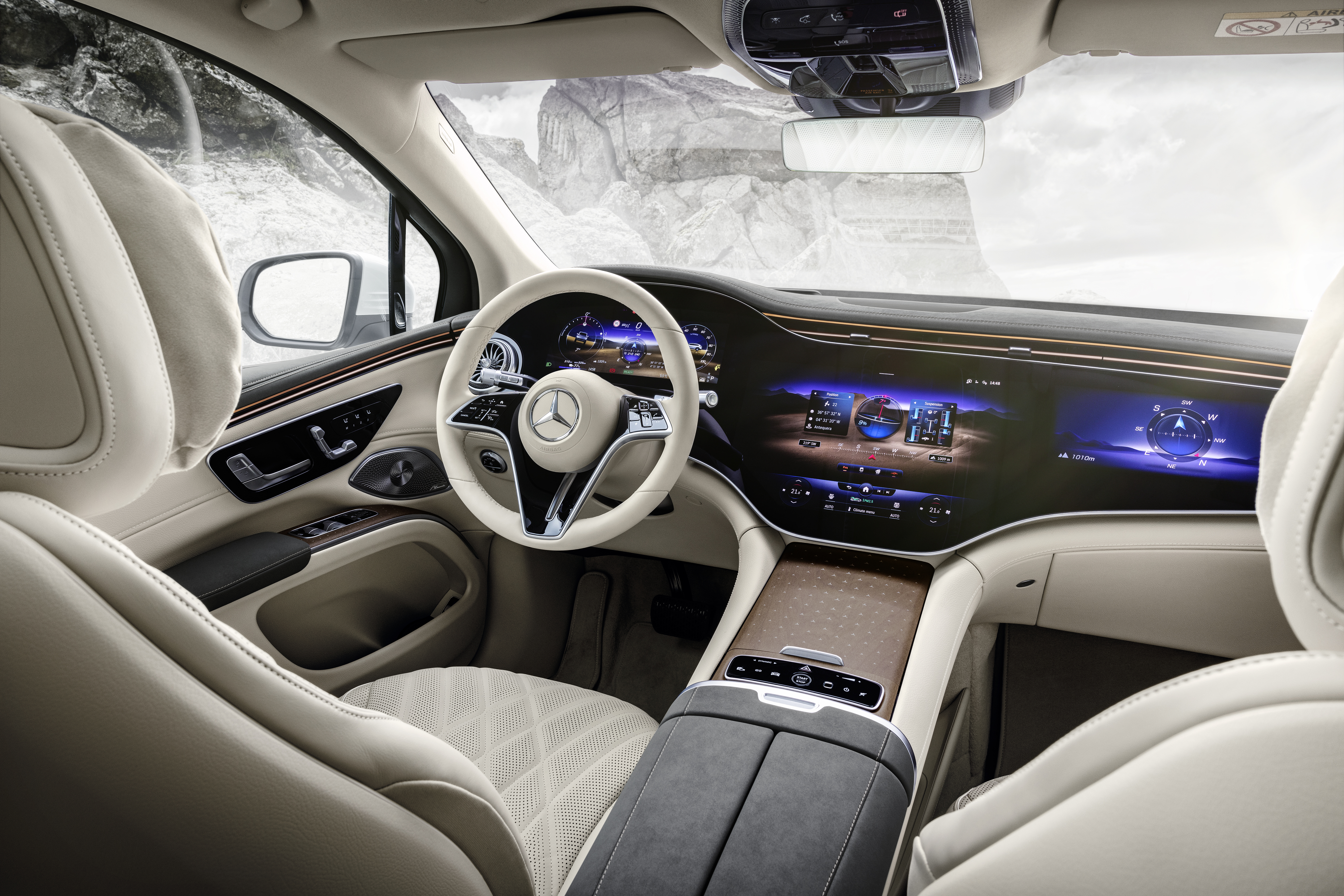 Mercedes EQS interior.jpg
