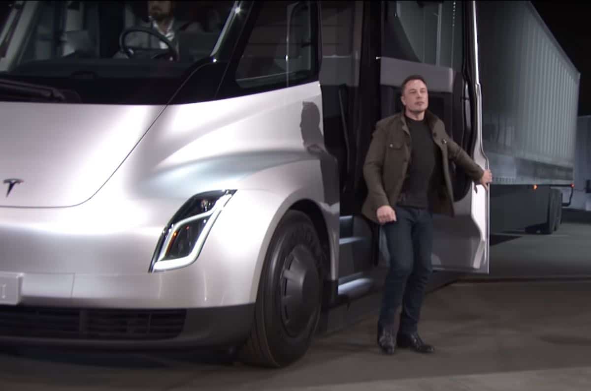Tesla-Semi-Elon-Musk-Presentation-2.jpg