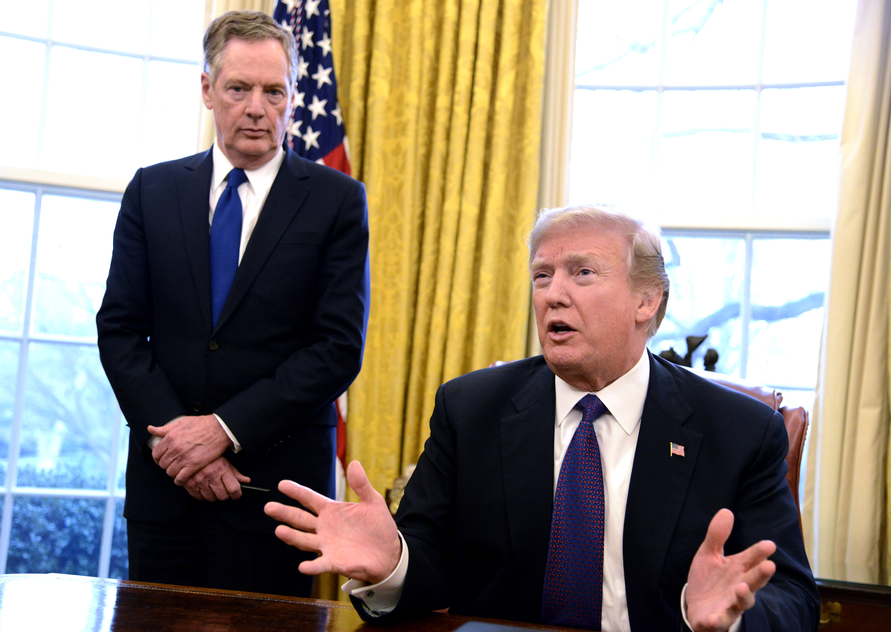 lighthizer trump GettyImages-909341704.jpg
