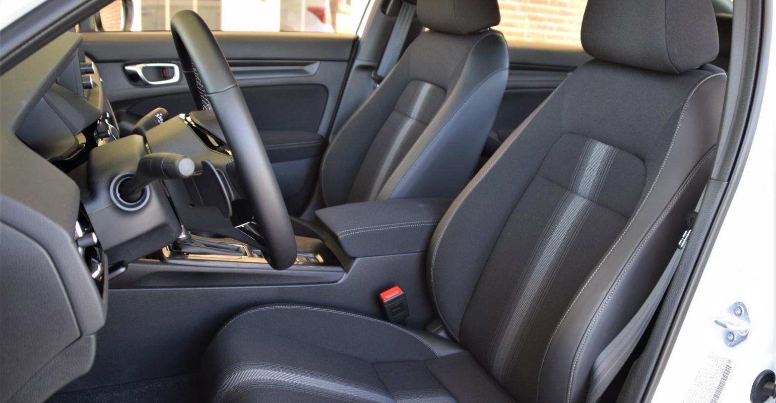 Honda Civic (USA) Interior Layout & Technology | Top Gear
