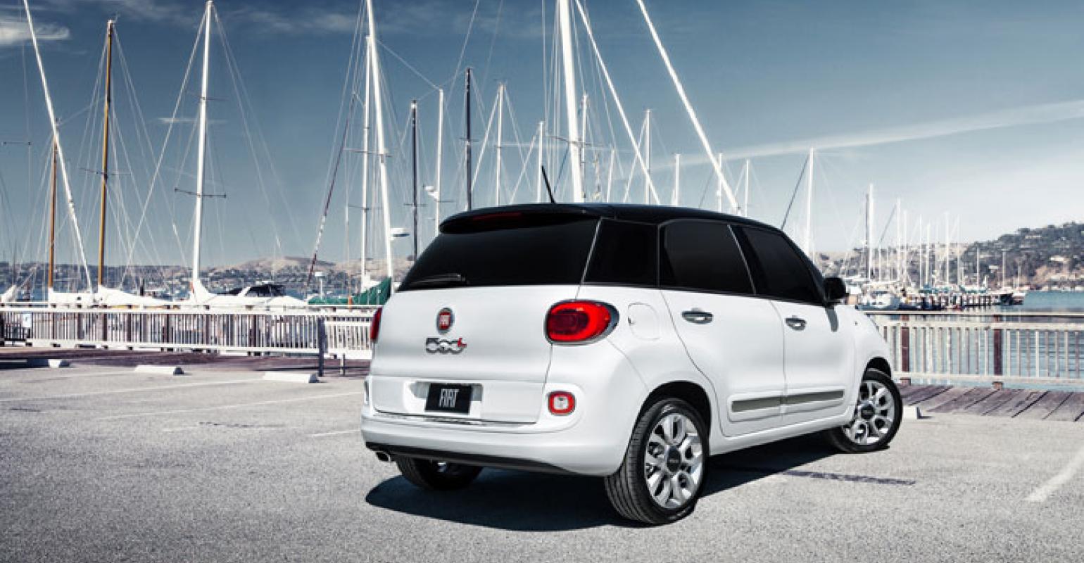 Fiat 500L Trekking review Interior and Driving - Autogefühl Autoblog -  YouTube