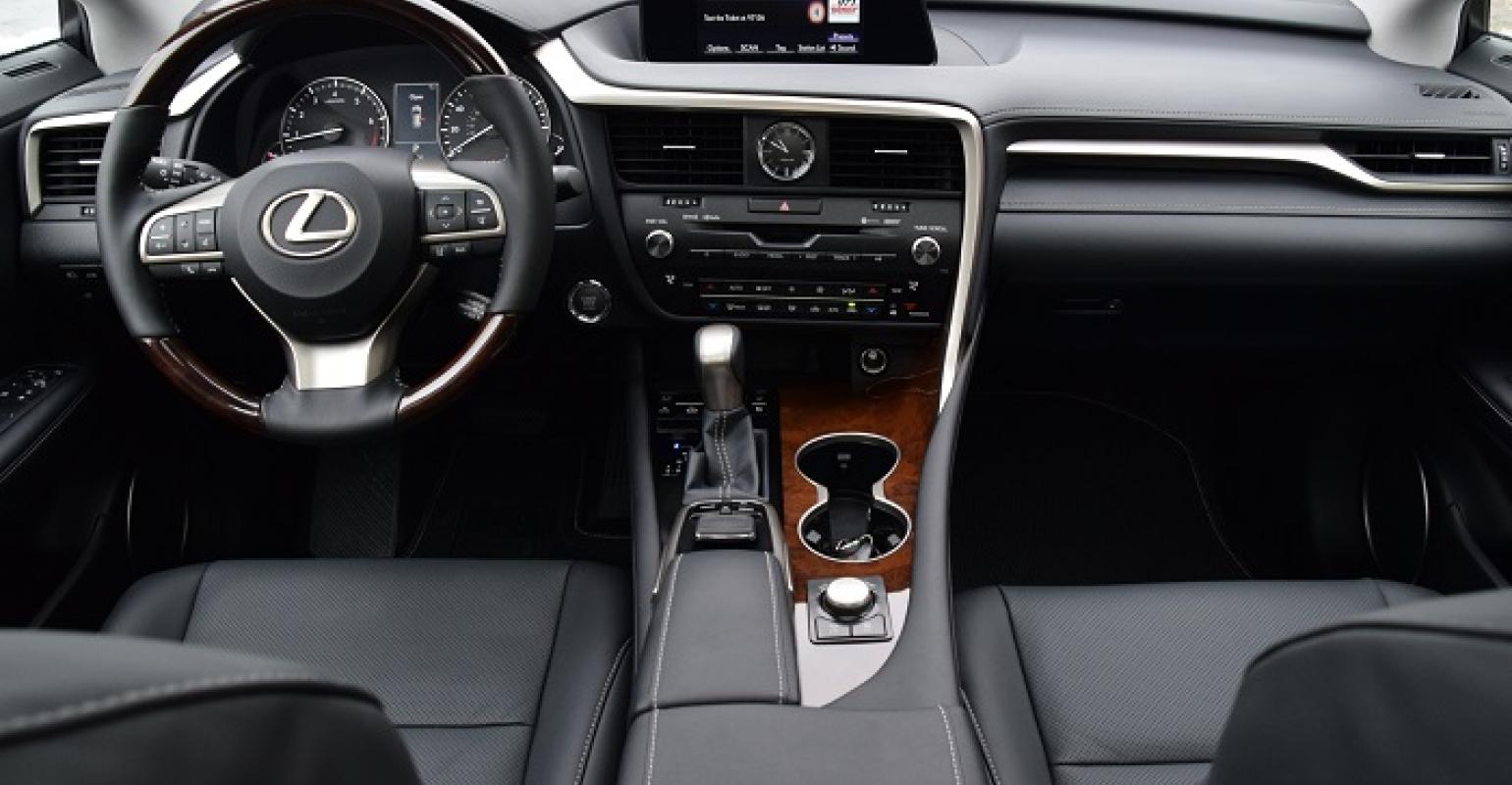 Lexus Rx Luxury Cuv Has Winning Interior Wardsauto