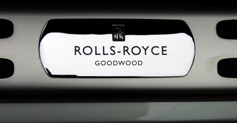 2014 Ward’s 10 Best Interiors Winner – Rolls-Royce Wraith