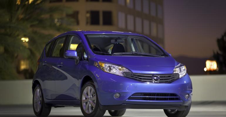 The allnew 3914 Nissan Versa Note offers plenty of features for the price and is powered by a fuelefficient 16L inline 4cyl engine that delivers 40 mpg on the highway 