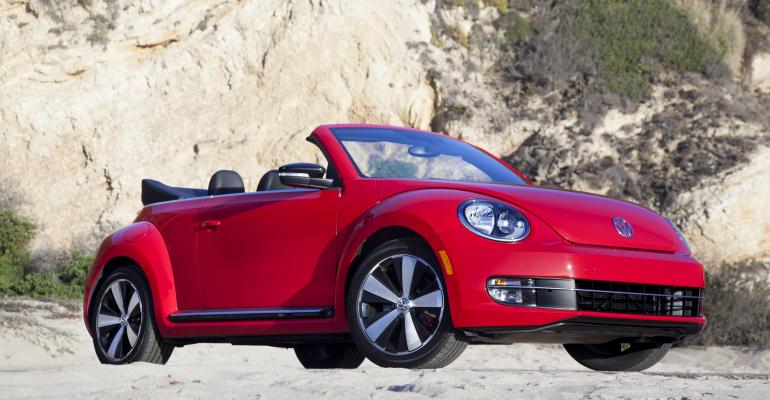 &#039;13 Volkswagen Beetle Convertible