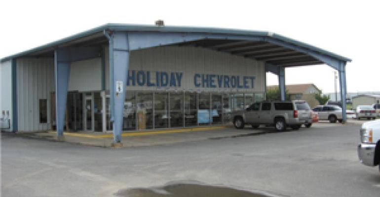 GM: Chevrolet Should Equal Apple; More Dealerships to Undergo Renovations