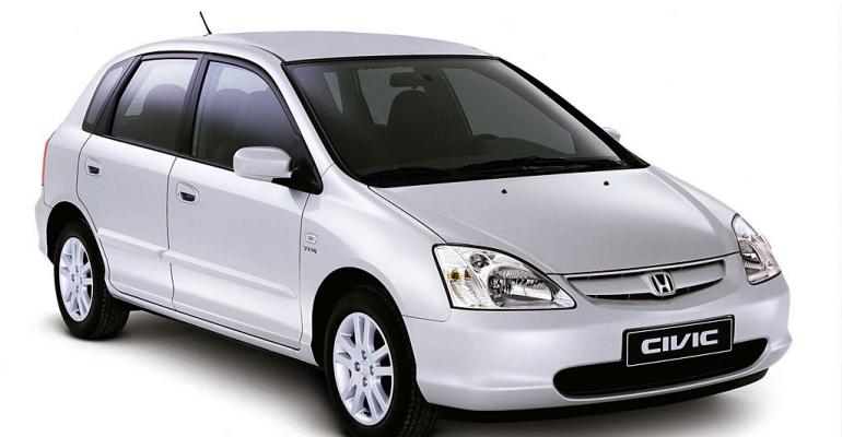 High volume rsquo02 Honda Civic among models in airbag recall
