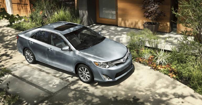 Hybrid gaspowered Camrys made at Toyota Kentucky plant 