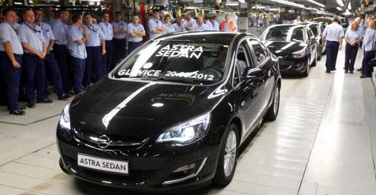 Polish workers pleased to be building nextgen Astra sedan