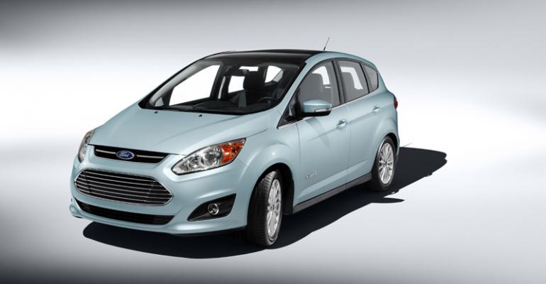 Ford says new CMax hybrid racked up 1000 sales in less than month