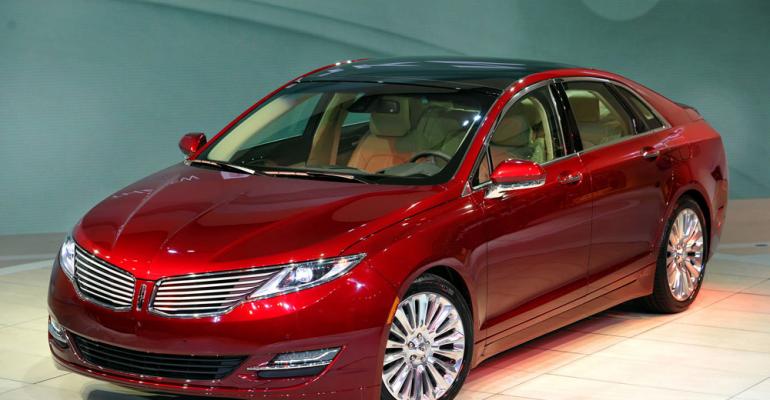 Mulally says MKZ marks new beginning for Lincoln marque