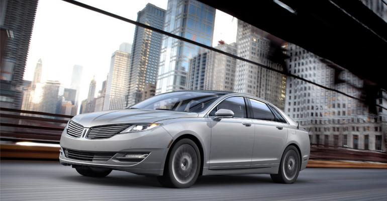 Lincoln MKZ hybrid attracting more affluent consumers than gas model