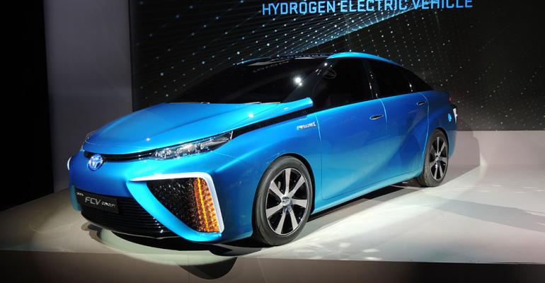Total power output for Toyota fuelcell concept rated at 134 hp 100 kW