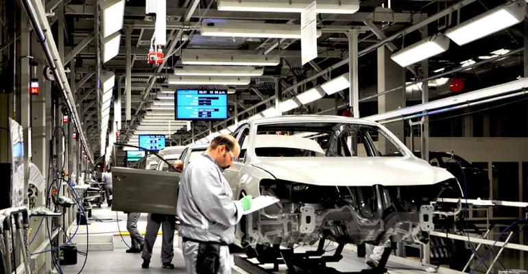 Automaker claims handsoff position on union representation