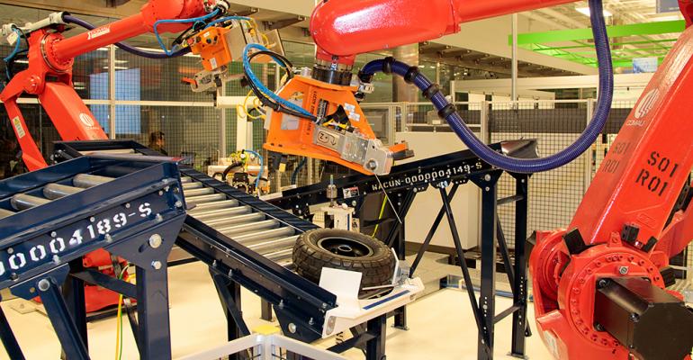 Chrysler WCM Academy has added two Comau robots like those found in body shops to aid in training