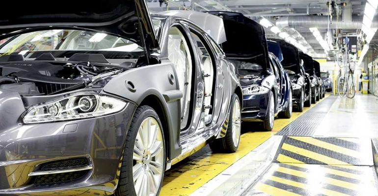 UK car manufacturers on course to pass 2 million mark by 2017