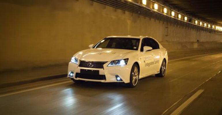 Toyotarsquos AHDA technology warns drivers with previews
