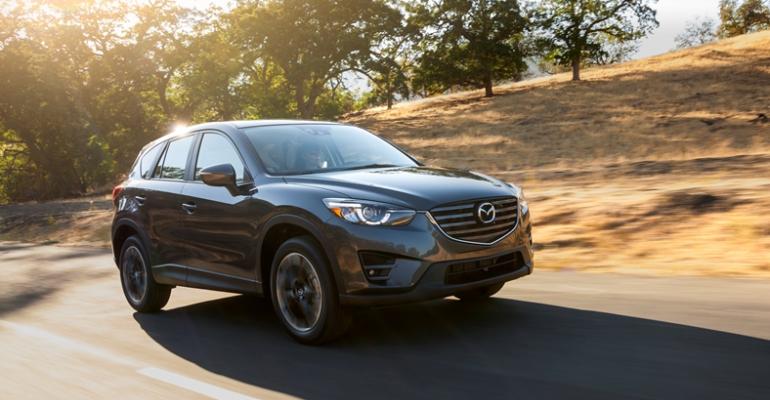 rsquo16 Mazda CX5 available with 20L or 25L Skyactiv 4cyl engine