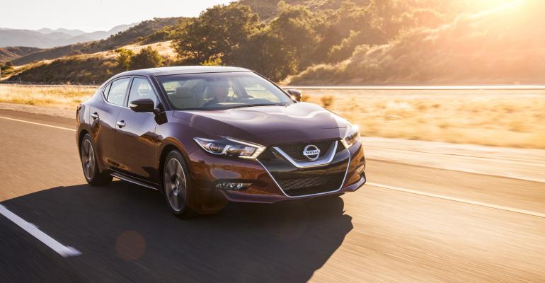 Fighter Jets Inspired ’16 Nissan Maxima 
