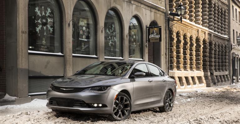 Chrysler 200 one of bright spots in FCArsquos June sales