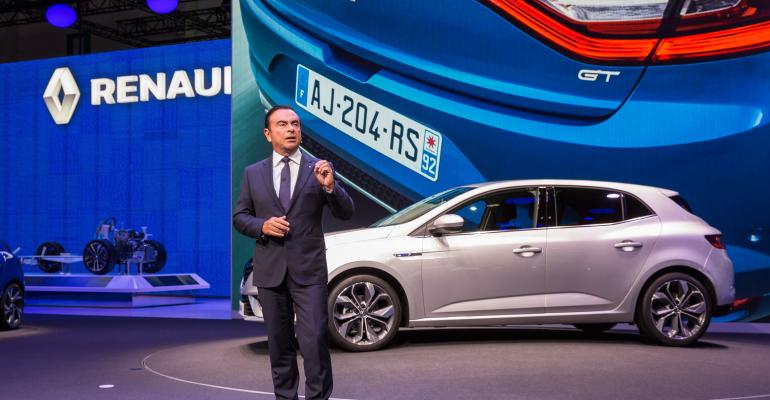 Renault-Nissan CEO Ghosn Says Consolidation Inevitable
