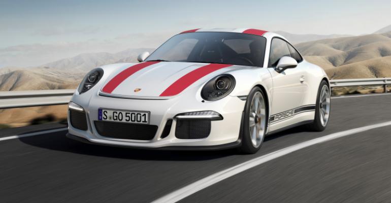 Porschersquos backtobasics 911 R features 493hp flat6