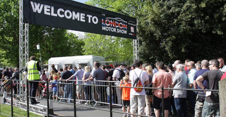 Visitors line up to enter 2016 exhibit in Battersea Park