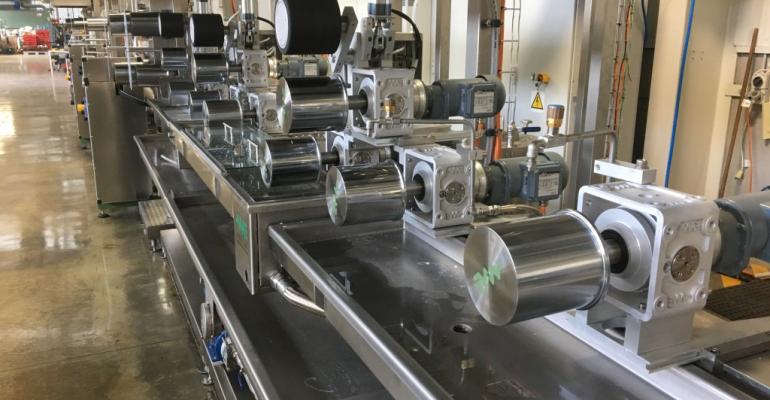 Wet spinningline machine creates base material for carbonfiber mix 