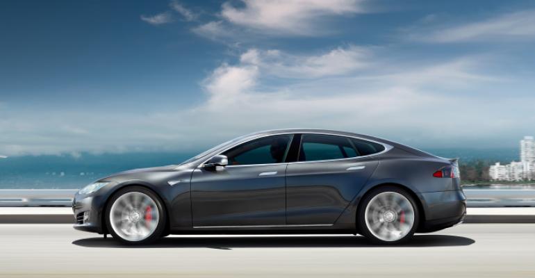 Tesla demand likely to be undimmed by lack of ecofriendly spiffs 