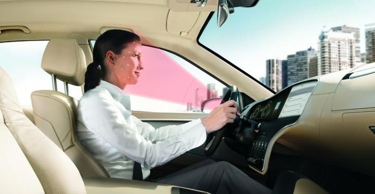 Driver analyzer judges facial cues movements to determine attentiveness to task of driving