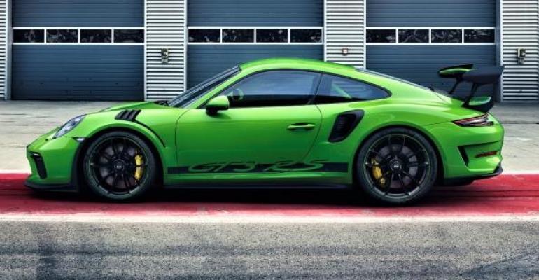Refreshed Porsche 911 GT3 RS can sprint to 62 mph in 32 seconds
