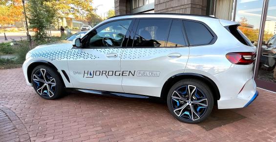 BMW Hydrogen Fuel Cell 1 (002).jpg