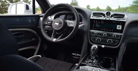 2021 Bentley Bentayga Speed cockpit - Copy.JPG