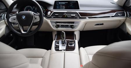 BMW 7-Series: Judging for 2016 Wards 10 Best Interiors