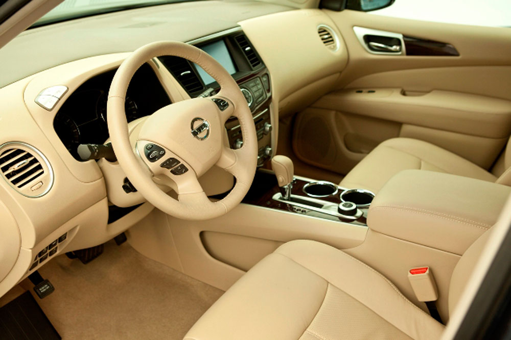 Nissan Pathfinder encuentra el camino hacia el éxito interior |  WardsAuto